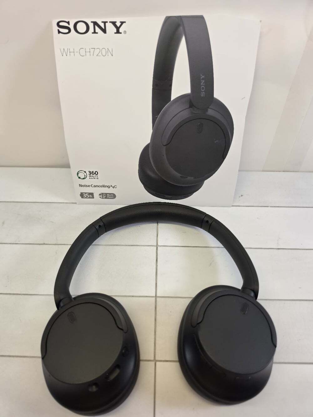 Sony WH-CH720N / YY2966 Wireless Noise Canceling Headphones - Black
